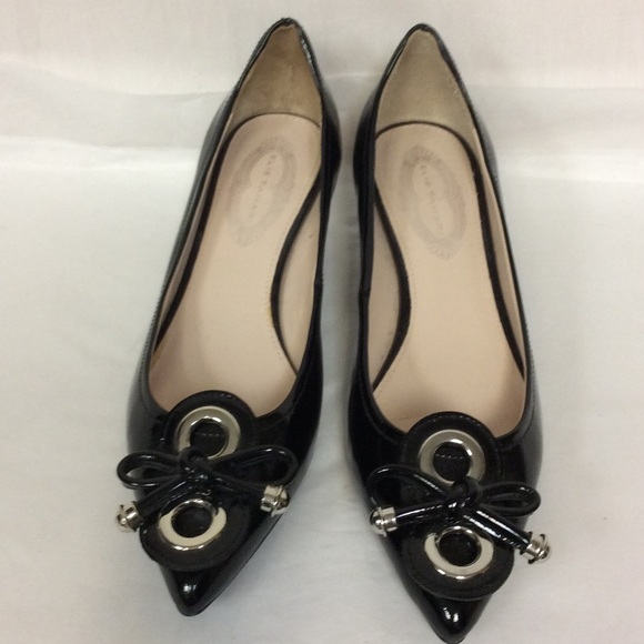 Elie Tahari black patten kitten heel - Picture 2 of 4